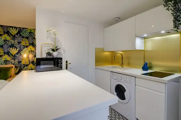 Aménagement et décoration style Jungle type Airbnb