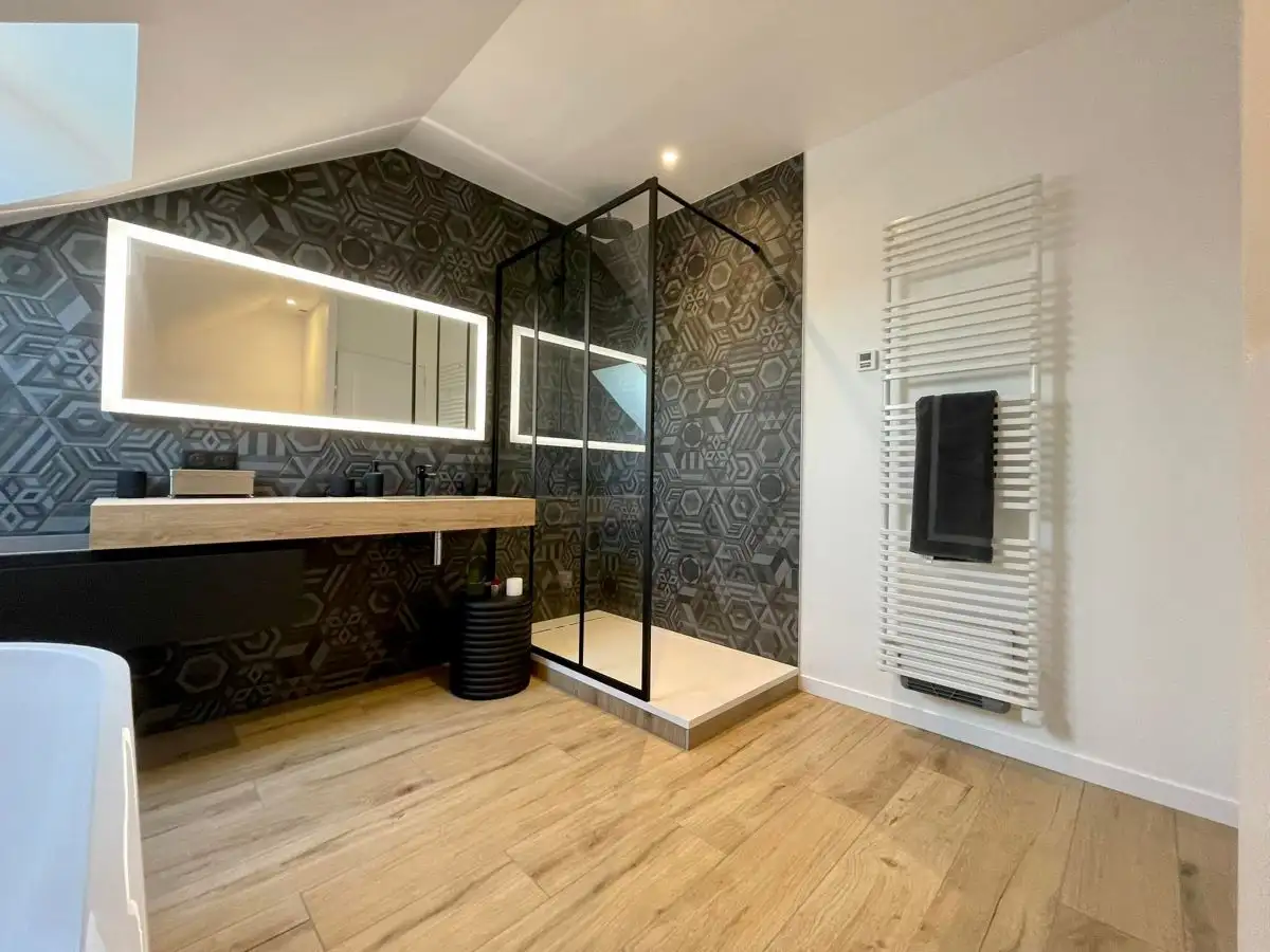 Création salle de bain contemporaine