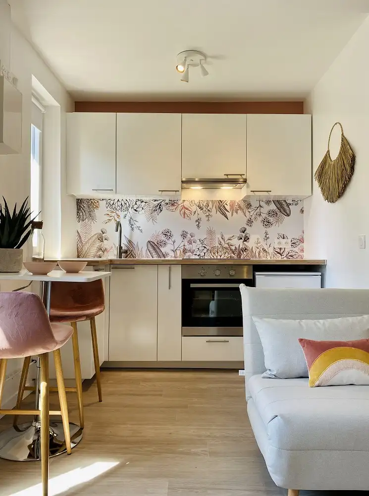 Rénovation d’un appartement aux tons chauds et contemporains