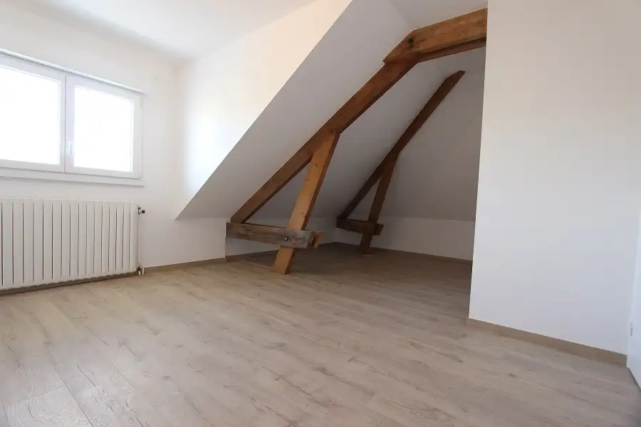 Rénovation et aménagement de combles de 70m², maison individuelle