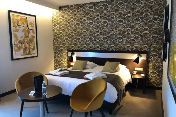 Rénovation Suite Hotel 4* Le Richebourg - Rénovation d’une suite au style contemporain solaire