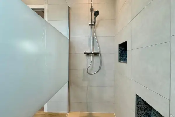 Rénovation totale d'une grande en Intérieur contemporain