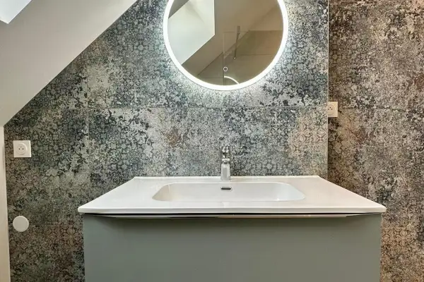 Rénovation totale d'une grande en Intérieur contemporain