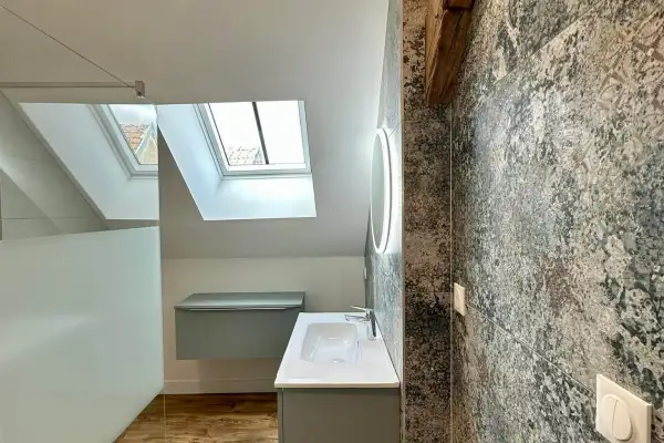 Rénovation totale d'une grande en Intérieur contemporain