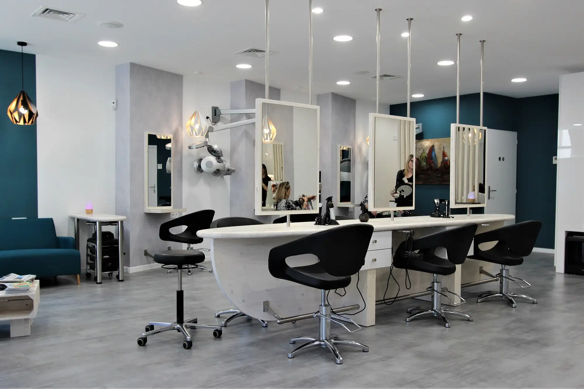 Salon de Coiffure - ABC Coiffure