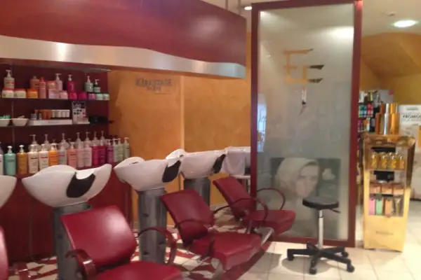 Salon de Coiffure - Elisabeth Ferro