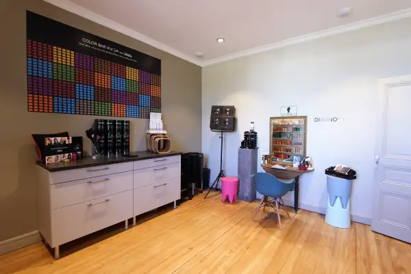 Salon de Coiffure - L’Atelier By Etienne K