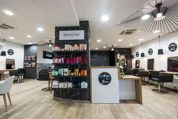Salon de coiffure - l'Atelier de Julien