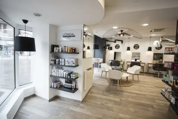 Salon de coiffure - l'Atelier de Julien