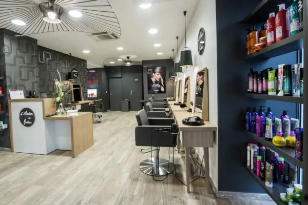 Salon de coiffure - l'Atelier de Julien