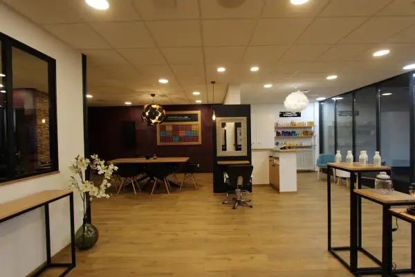 Salon de coiffure – Le salon d’Alexandra