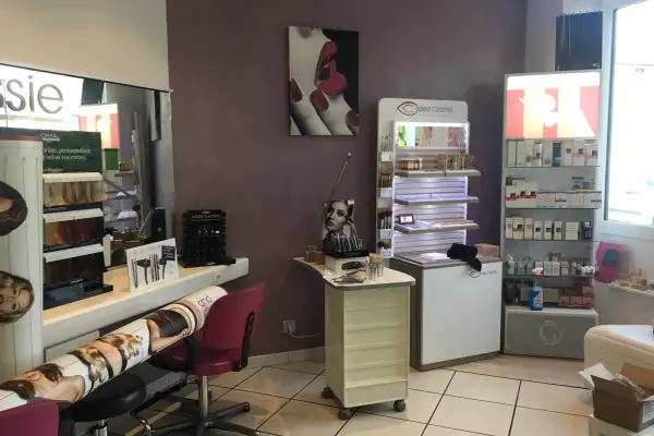 Salon de Coiffure – L’Essentiel