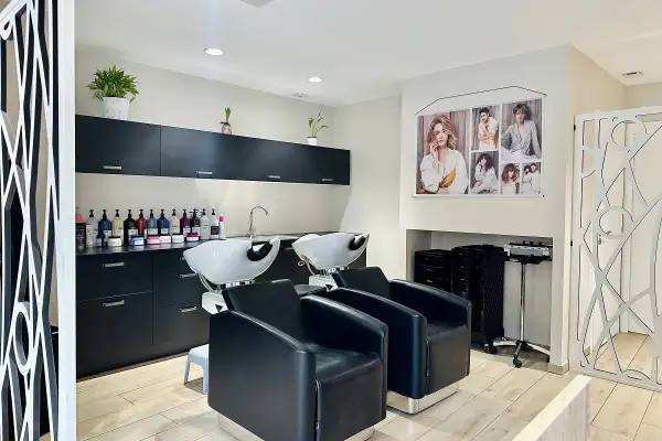 Salon de Coiffure - "Secret d'Couleur"